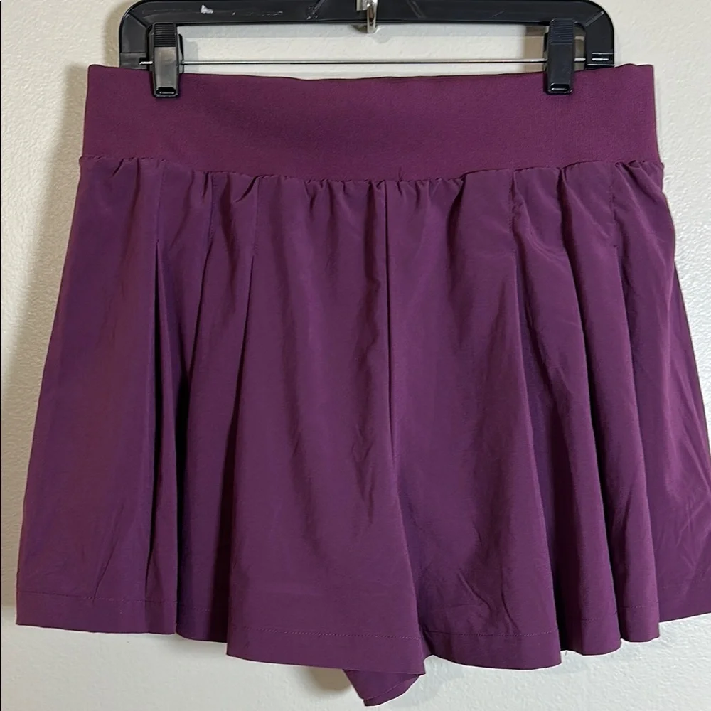 NEW Stylus Sweet‎ Plum Pleated Skort